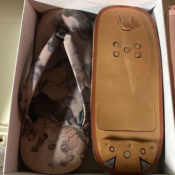 Japanese Geta sandals from Japan - Picture 2 of 3